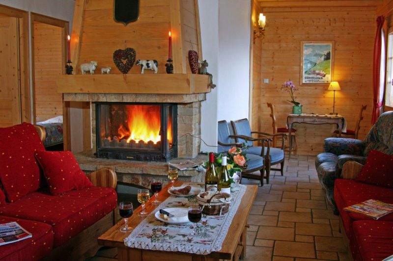 photo 8 Owner direct vacation rental Combloux chalet Rhone-Alps Haute-Savoie Lounge