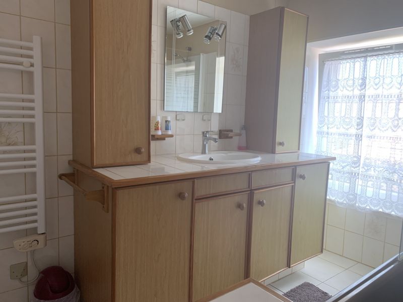 photo 15 Owner direct vacation rental Audierne gite Brittany Finistre bathroom