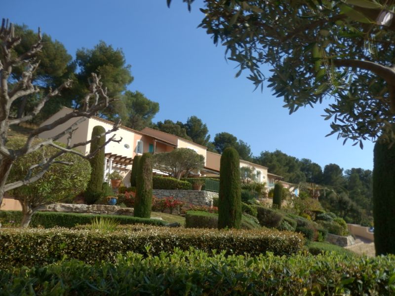 photo 1 Owner direct vacation rental Agay villa Provence-Alpes-Cte d'Azur Var View of the property from outside