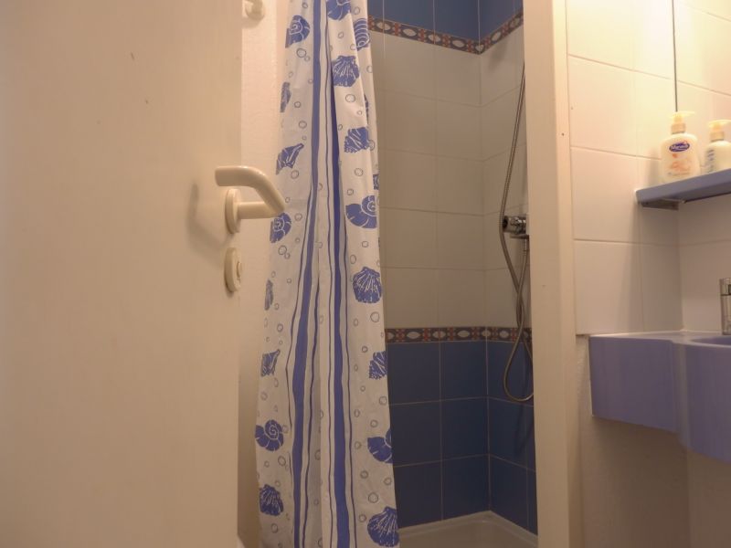 photo 13 Owner direct vacation rental Agay villa Provence-Alpes-Cte d'Azur Var bathroom 2