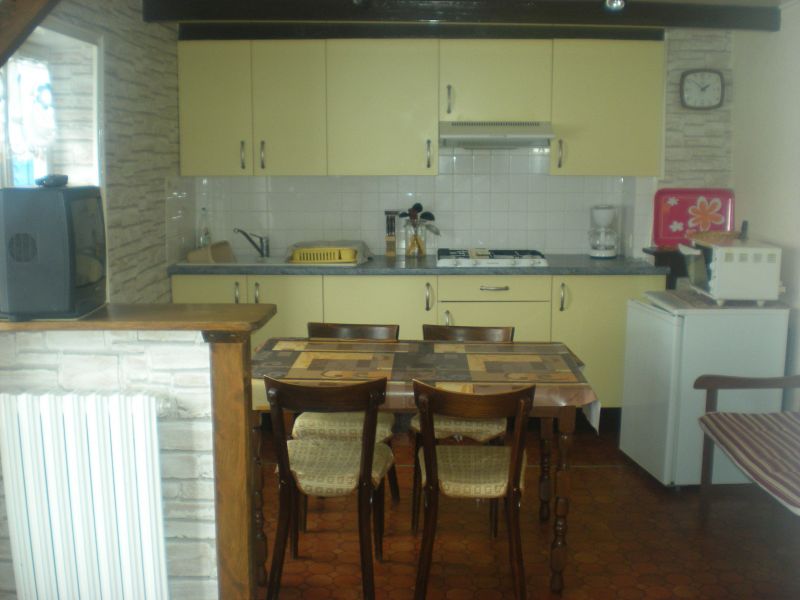 photo 0 Owner direct vacation rental La Tour d'Auvergne appartement Auvergne Puy-de-Dme Separate kitchen