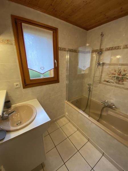photo 2 Owner direct vacation rental Morzine appartement Rhone-Alps Haute-Savoie Half bath