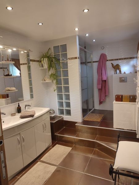 photo 3 Owner direct vacation rental Entrecasteaux maison Provence-Alpes-Cte d'Azur Var Half bath 1