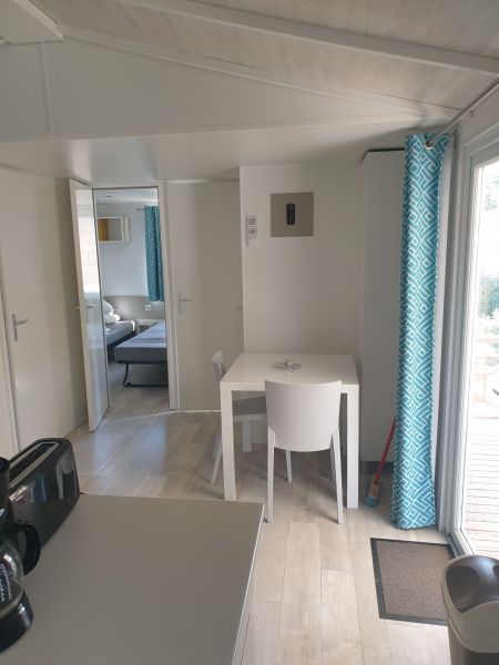 photo 1 Owner direct vacation rental Montalivet mobilhome Aquitaine Gironde Dining room
