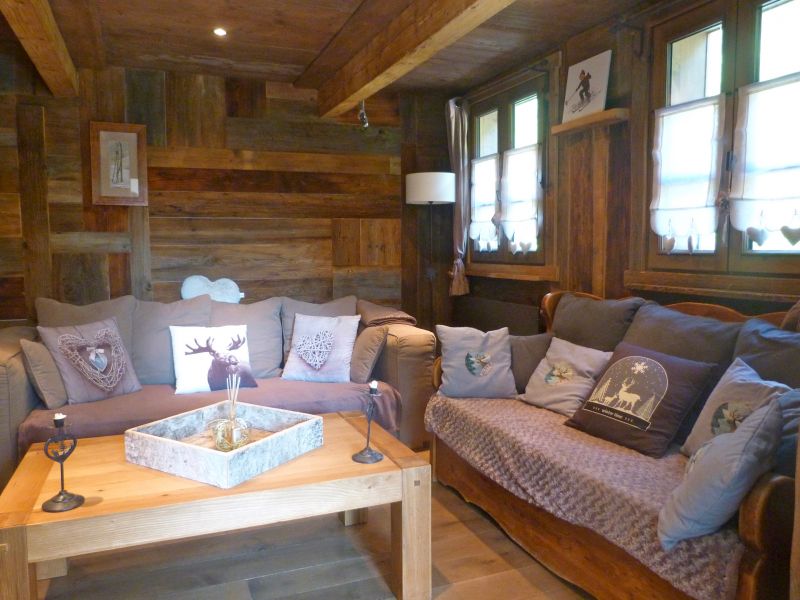 photo 11 Owner direct vacation rental Morzine chalet Rhone-Alps Haute-Savoie Lounge