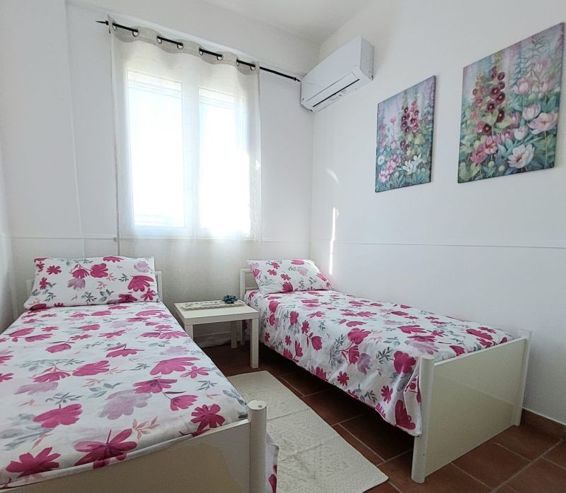 photo 10 Owner direct vacation rental Noto appartement Sicily Syracuse Province bedroom 2