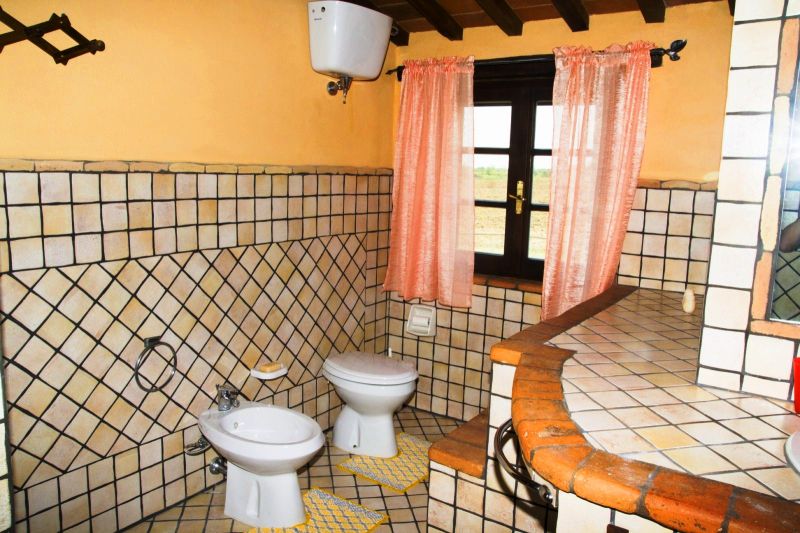 photo 16 Owner direct vacation rental Cortona maison Tuscany Arezzo Province bathroom 2