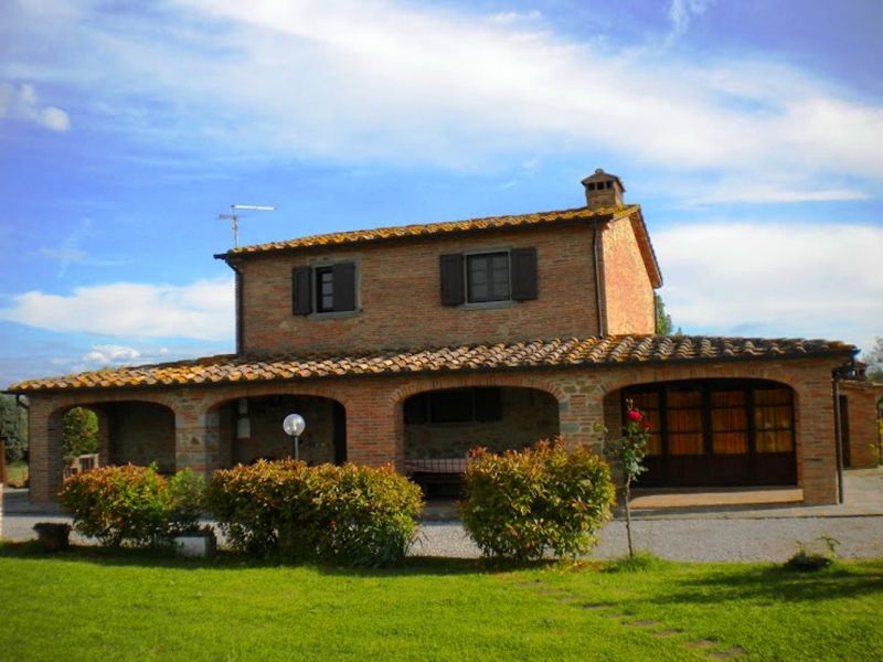 photo 5 Owner direct vacation rental Cortona maison Tuscany Arezzo Province View of the property from outside