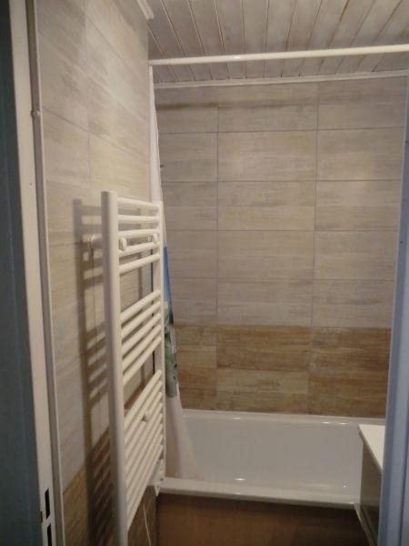 photo 10 Owner direct vacation rental Risoul 1850 appartement Provence-Alpes-Cte d'Azur Hautes-Alpes bathroom 1