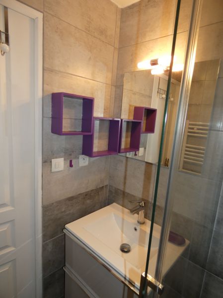 photo 12 Owner direct vacation rental Risoul 1850 appartement Provence-Alpes-Cte d'Azur Hautes-Alpes bathroom 2