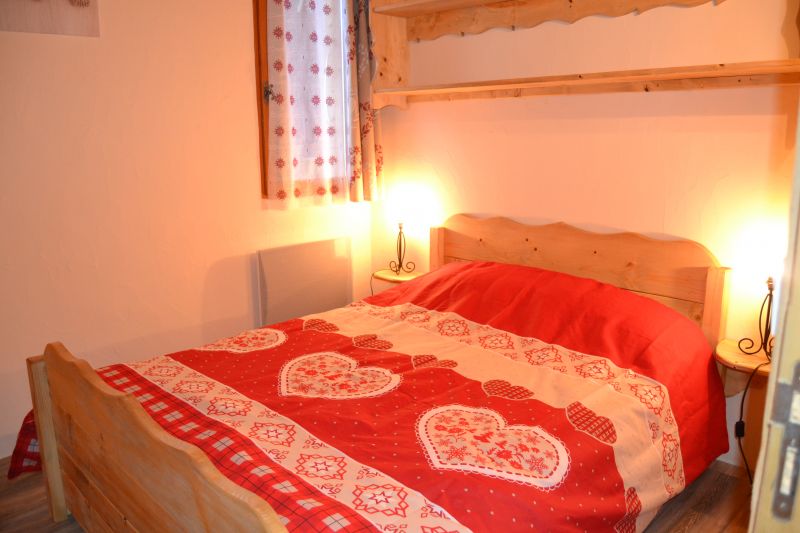 photo 14 Owner direct vacation rental Chamrousse appartement Rhone-Alps Isre bedroom 1