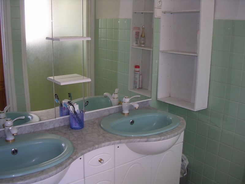 photo 12 Owner direct vacation rental Perpignan maison Languedoc-Roussillon Pyrnes-Orientales Half bath