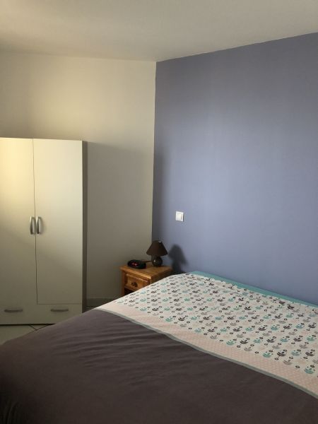 photo 5 Owner direct vacation rental Canet-en-Roussillon appartement Languedoc-Roussillon Pyrnes-Orientales bedroom
