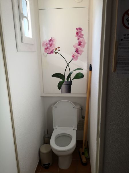 photo 7 Owner direct vacation rental Le Lavandou maison Provence-Alpes-Cte d'Azur Var Bathroom w/toilet only