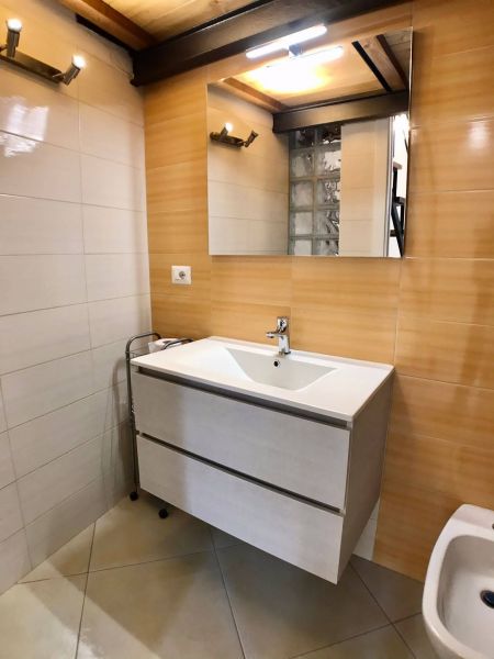 photo 7 Owner direct vacation rental Pisciotta studio Campania Salerne Province bathroom