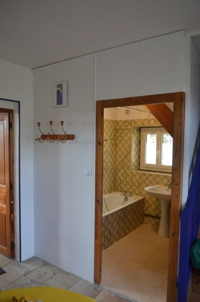 photo 17 Owner direct vacation rental Brioude gite Auvergne Haute-Loire bathroom