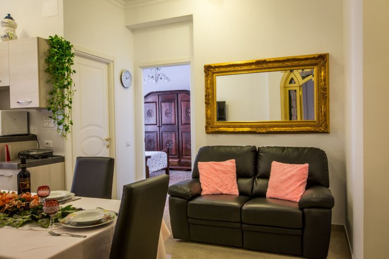 photo 12 Owner direct vacation rental Rome appartement Lazio Rome Province Living room