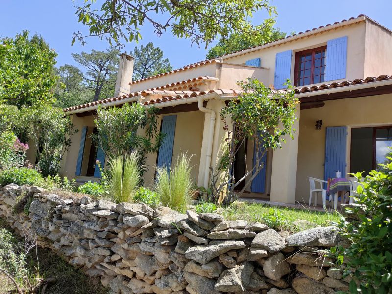 photo 18 Owner direct vacation rental Roussillon maison Provence-Alpes-Cte d'Azur  View of the property from outside