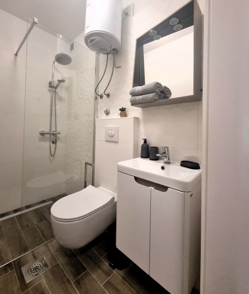 photo 8 Owner direct vacation rental Pag appartement   bathroom 1