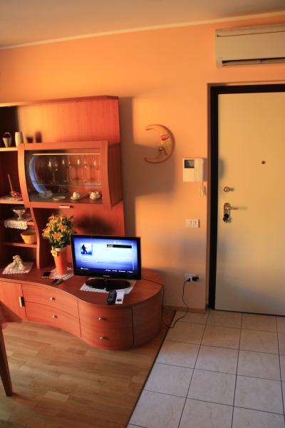 photo 3 Owner direct vacation rental Sirmione appartement Lombardy Brescia Province Hall