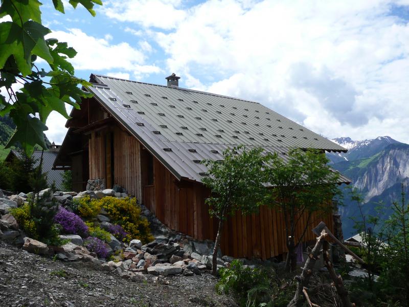 photo 4 Owner direct vacation rental Alpe d'Huez appartement Rhone-Alps Isre View of the property from outside