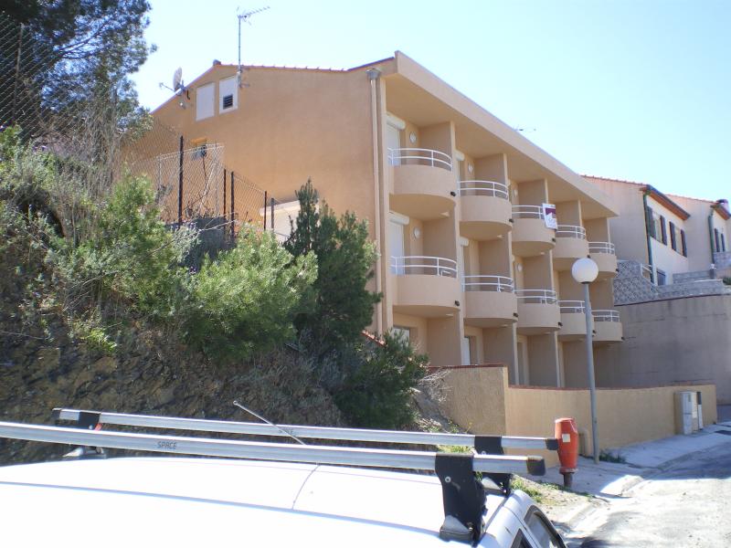 photo 2 Owner direct vacation rental Banyuls-sur-Mer appartement Languedoc-Roussillon Pyrnes-Orientales View of the property from outside