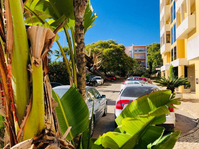photo 22 Owner direct vacation rental Praia da Rocha appartement Algarve  Parking