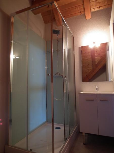 photo 11 Owner direct vacation rental Valloire chalet Rhone-Alps Savoie bathroom