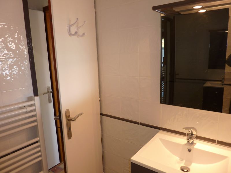 photo 11 Owner direct vacation rental Vieux Boucau appartement Aquitaine Landes Half bath