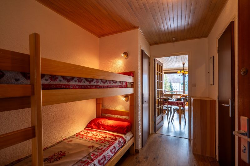 photo 11 Owner direct vacation rental Les 2 Alpes studio Rhone-Alps Isre Open sleeping nook