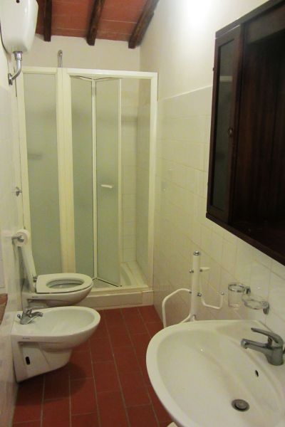 photo 7 Owner direct vacation rental Siena gite Tuscany Siena bathroom 1