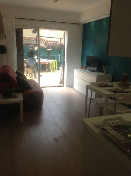photo 11 Owner direct vacation rental Le Lavandou appartement Provence-Alpes-Cte d'Azur Var Lounge
