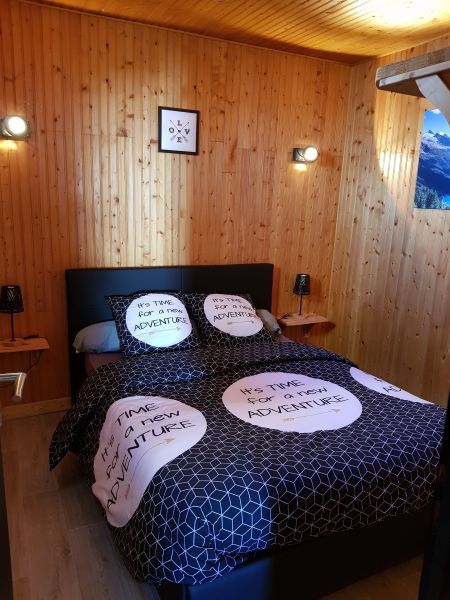 photo 10 Owner direct vacation rental Praz de Lys Sommand appartement Rhone-Alps Haute-Savoie bedroom 1
