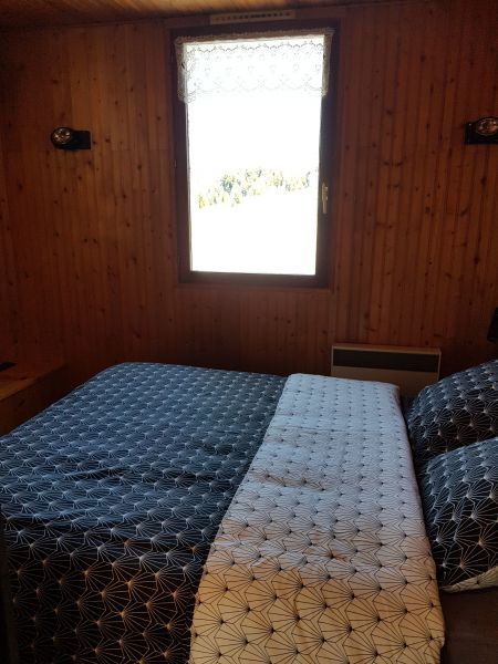 photo 11 Owner direct vacation rental Praz de Lys Sommand appartement Rhone-Alps Haute-Savoie bedroom 2