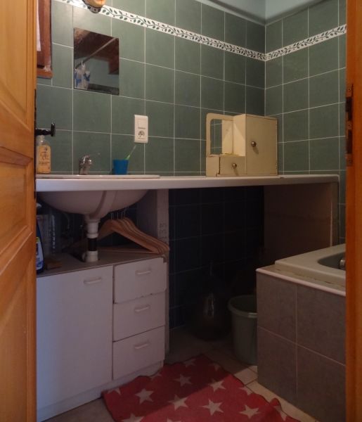 photo 9 Owner direct vacation rental Buis les Baronnies gite Rhone-Alps Drme bathroom