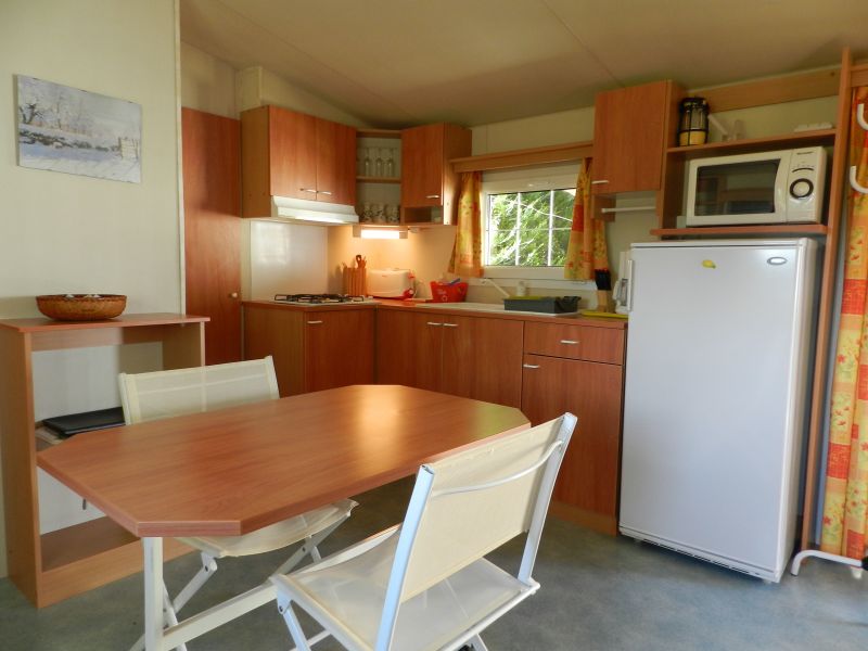 photo 0 Owner direct vacation rental Aurillac mobilhome Auvergne Cantal Kitchenette