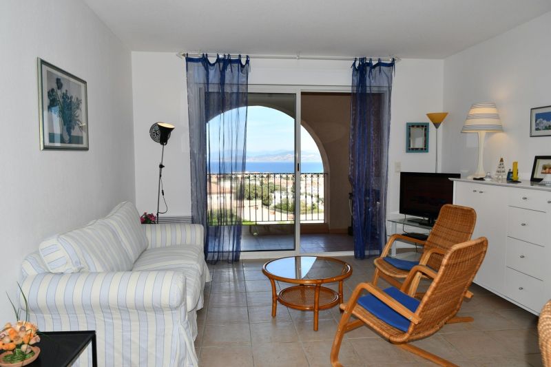 photo 0 Owner direct vacation rental Location Ile Rousse appartement Corsica Corsica Living room