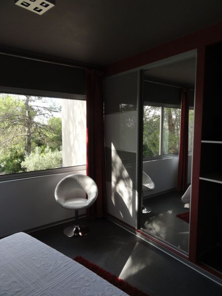 photo 10 Owner direct vacation rental Nmes maison Languedoc-Roussillon Gard bedroom 3