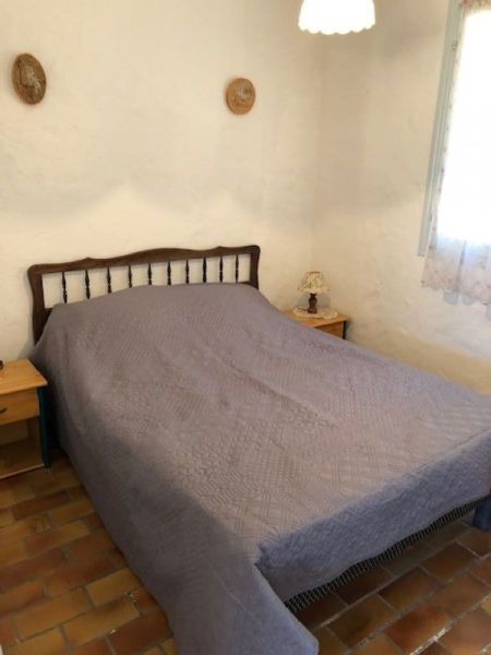 photo 2 Owner direct vacation rental Cargse maison Corsica Corse du Sud bedroom 1
