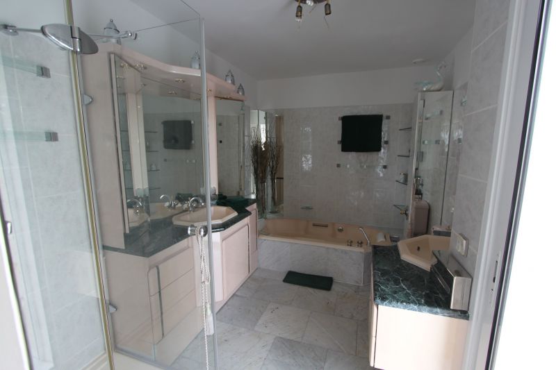 photo 17 Owner direct vacation rental Juan les Pins villa Provence-Alpes-Cte d'Azur Alpes-Maritimes bathroom 1