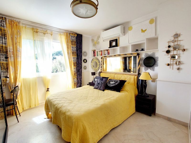 photo 11 Owner direct vacation rental Juan les Pins villa Provence-Alpes-Cte d'Azur Alpes-Maritimes bedroom 2