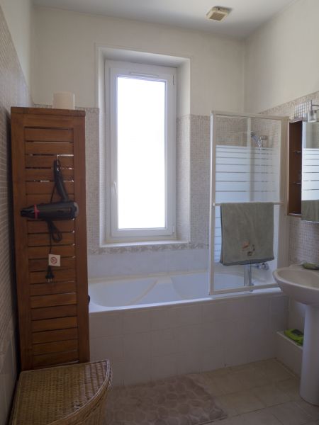 photo 9 Owner direct vacation rental Saint Cyr sur Mer appartement Provence-Alpes-Cte d'Azur Var