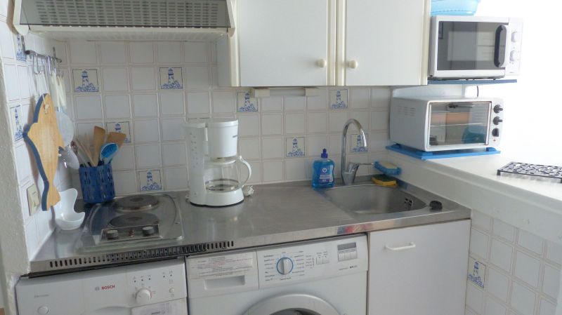 photo 11 Owner direct vacation rental Bandol studio Provence-Alpes-Cte d'Azur Var Kitchenette