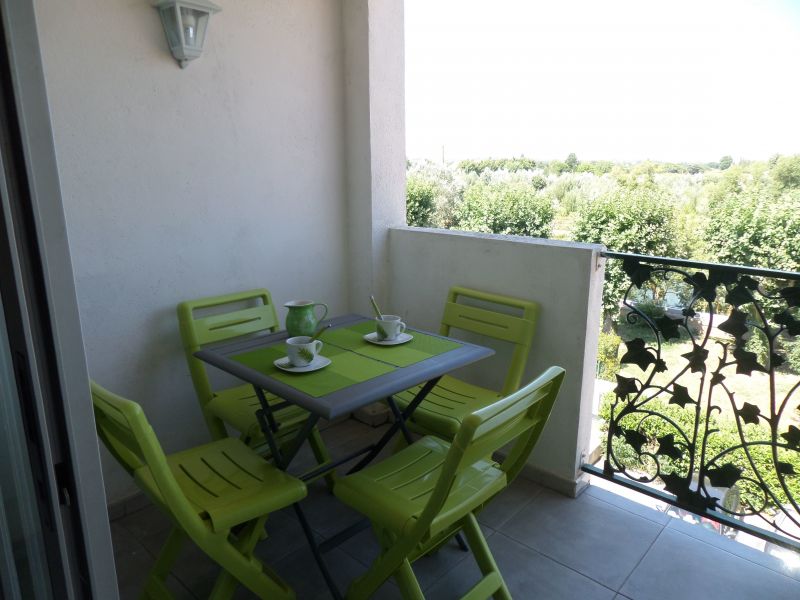 photo 18 Owner direct vacation rental Srignan Plage appartement Languedoc-Roussillon Hrault Covered balcony