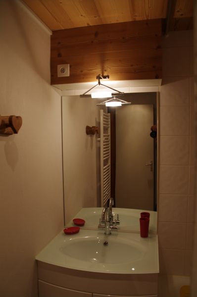 photo 18 Owner direct vacation rental Valmorel appartement Rhone-Alps Savoie bathroom