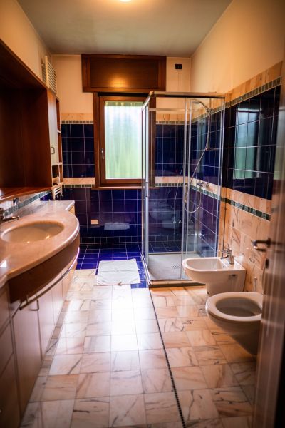 photo 16 Owner direct vacation rental Cortina d'Ampezzo appartement Veneto Belluno Province bathroom 1