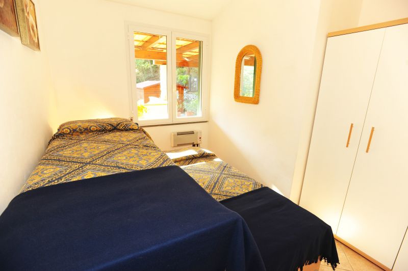 photo 15 Owner direct vacation rental Rio nell'Elba appartement Tuscany Elba Island bedroom 2