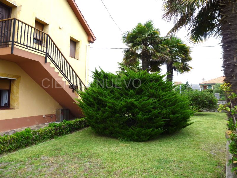 photo 2 Owner direct vacation rental Somo gite Cantabria Cantabria Garden