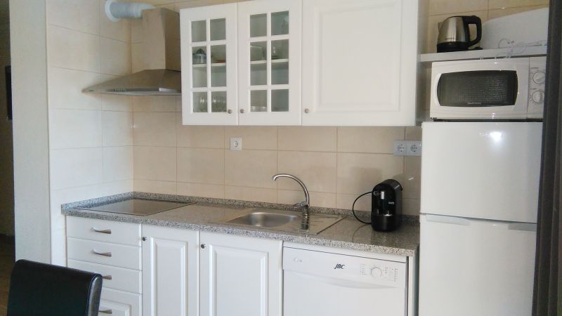 photo 5 Owner direct vacation rental Praia da Rocha appartement Algarve  Open-plan kitchen