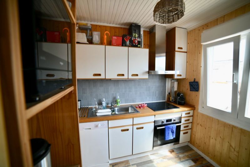 photo 11 Owner direct vacation rental Gruissan chalet Languedoc-Roussillon Aude Separate kitchen